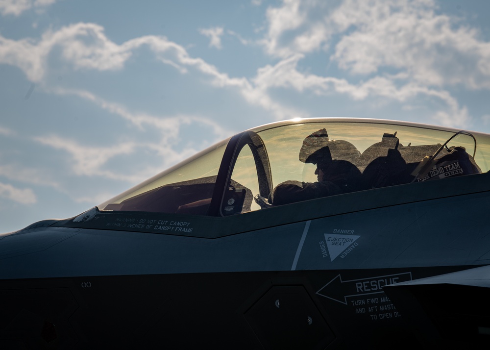 U.S. Air Force F-35A Demonstration Team performs at the 2021 Reno Air Races