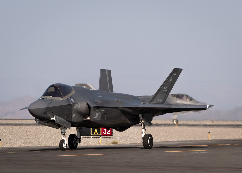 F-35A Demo Team flies at the Reno Air Races