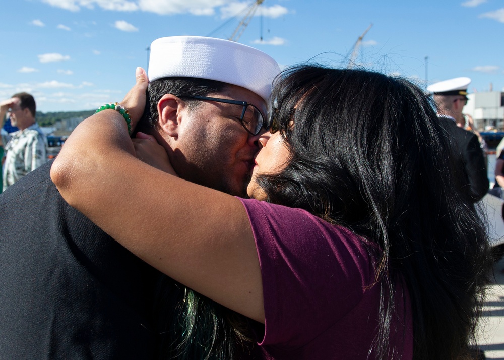 USS Montpelier Homecoming