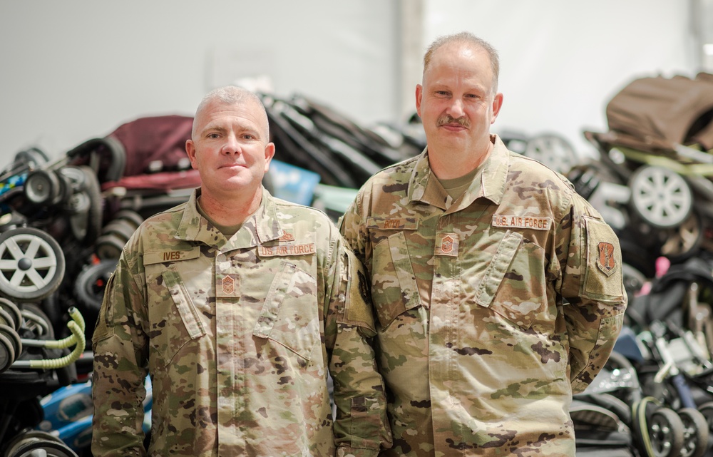 Washington Air National Guard command chiefs serve Liberty Village