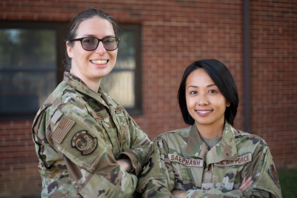 Washington Guardsmen support medical isolation dormitory in Liberty Village
