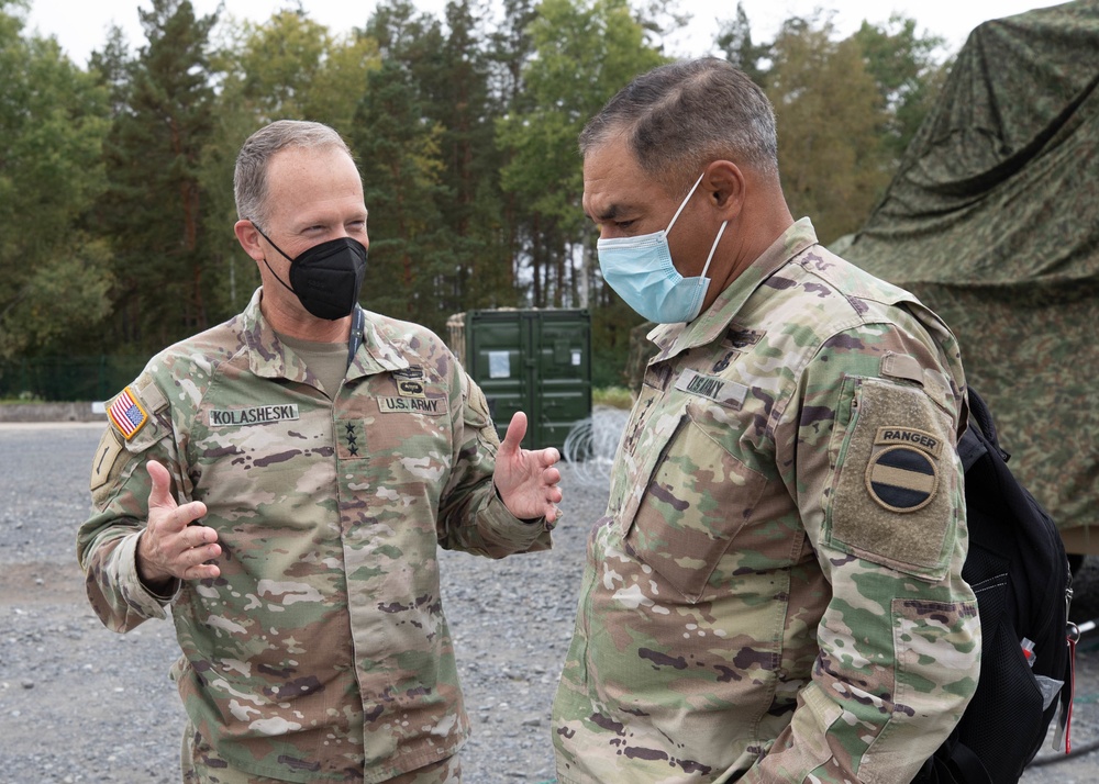 FORSCOM visits V Corps during Warfighter Exercise