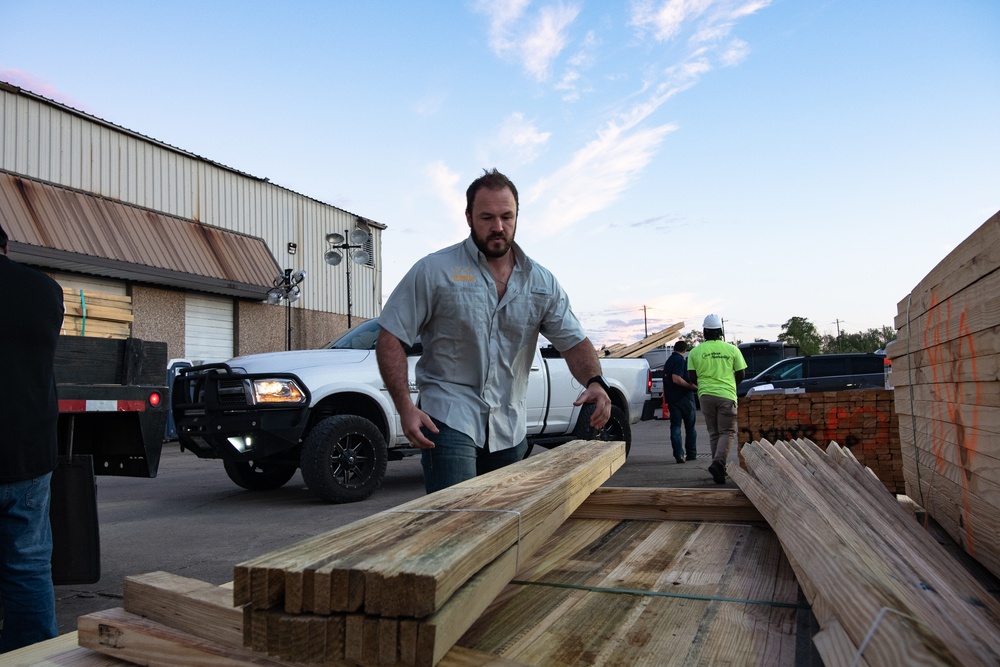 Hurricane Ida Recovery: Kenner, La