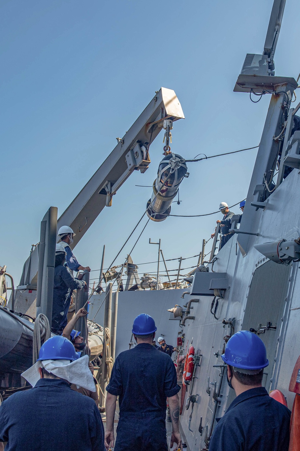 USS Howard (DDG 83) underway