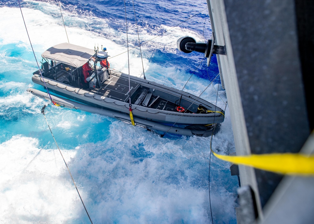 USS Charleston (LCS 18) Sailors Participate in Small Boat Operations