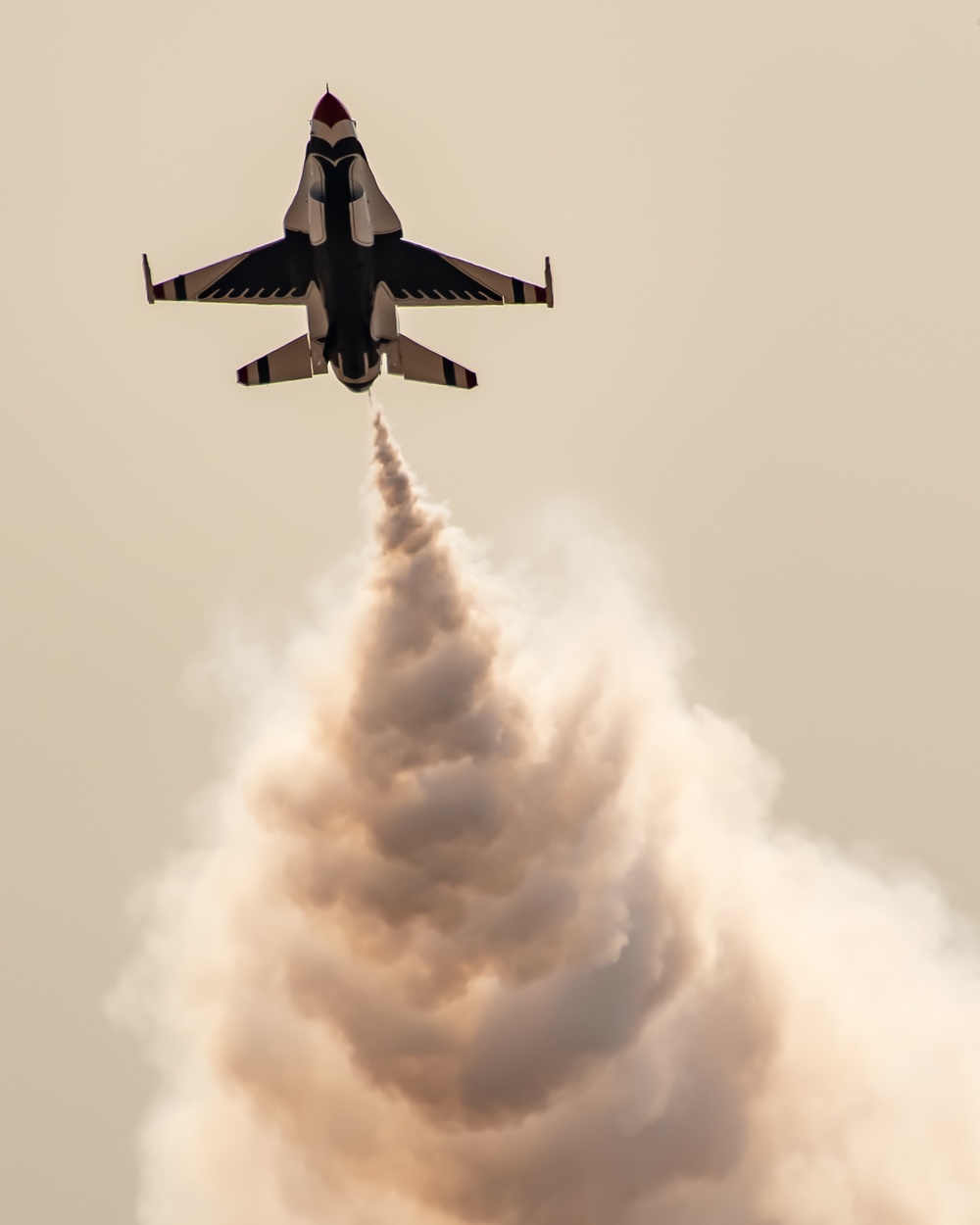 Thunderbirds perform at the 2021 California Capital Airshow