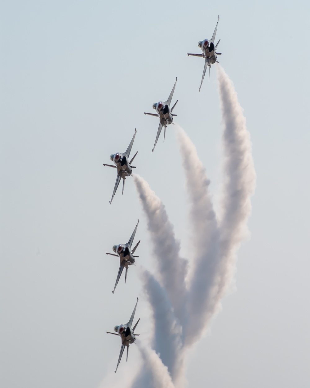 Thunderbirds perform at the 2021 California Capital Airshow