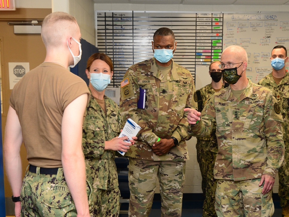 Lt. Gen. Place Visit to Captain James A. Lovell Federal Health Care Center [Image 3 of 4]