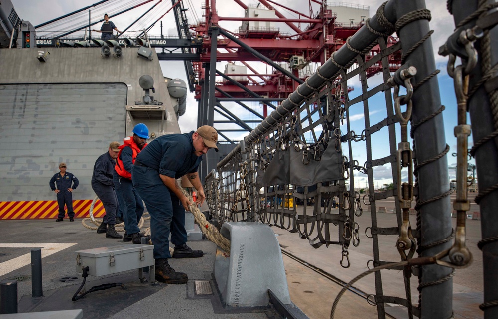 USS Billings Sailors Heave Around a Line During Sea and Anchor Detail