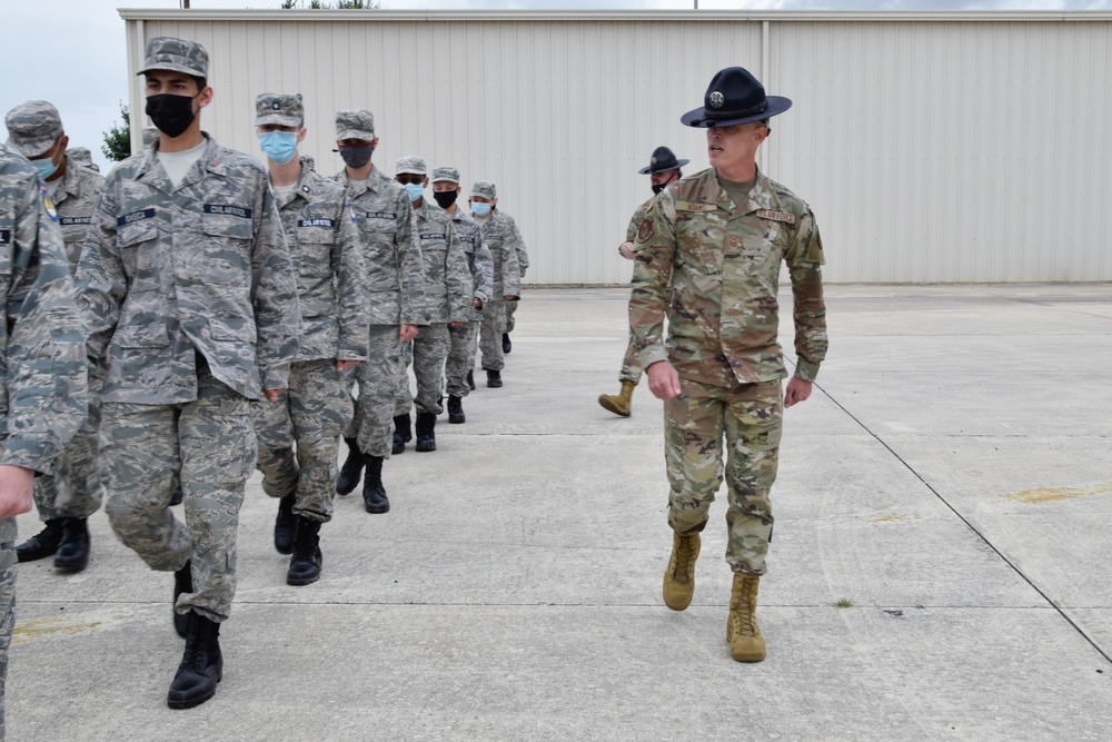 Civil Air Patrol Cadets visit Alamo Wing