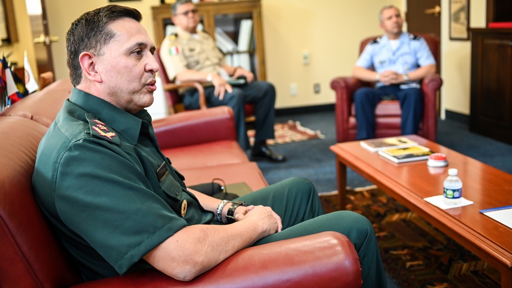 Paraguay IADB representative Brig. Gen. Laconich visits the IADC