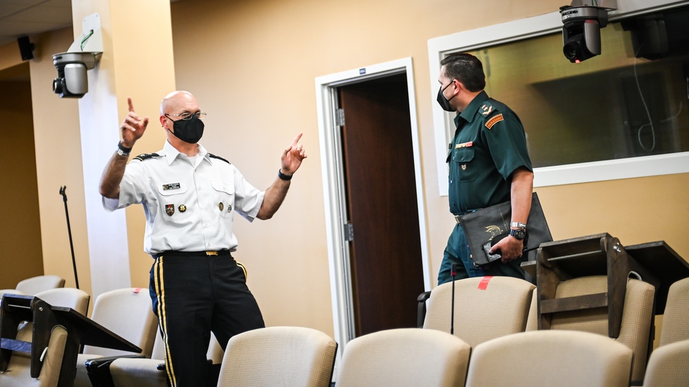 Paraguay IADB representative Brig. Gen. Laconich visits the IADC