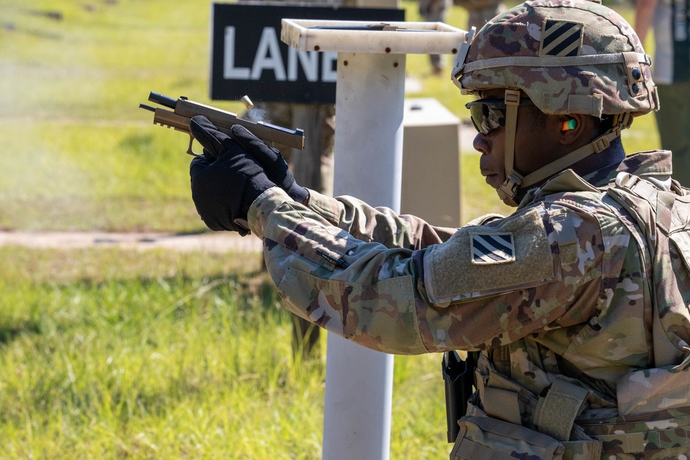 Dogface Soldiers Test Army's new M17 Pistol