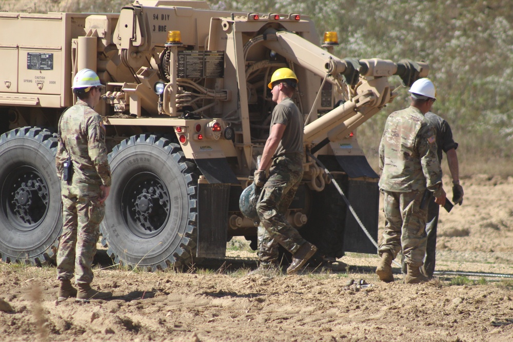 Fort McCoy RTS-Maintenance holds Wheeled Vehicle Recovery Operations Course