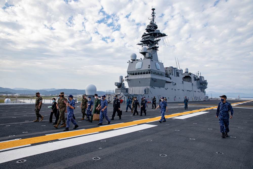Japanese Ship Izumo arrives at MCAS Iwakuni Harbor