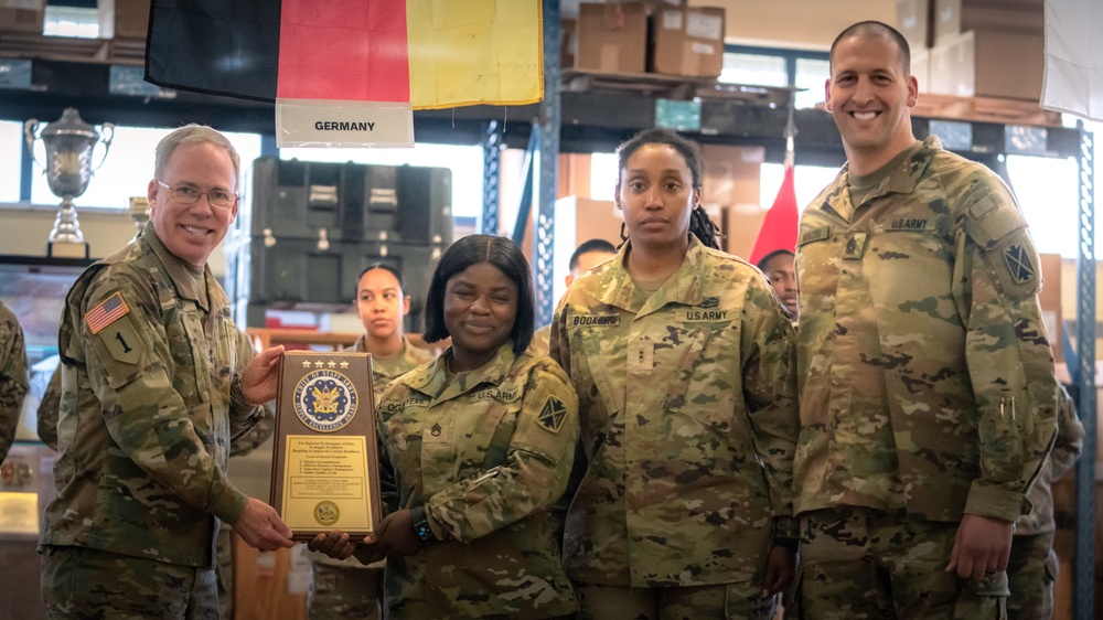 Sixth supply excellence award for 5-7 Air Defense Artillery Battalion