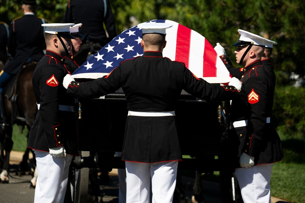 Staff Sgt. Daniel T. Hoover laid to rest at Arlington National Cemetery