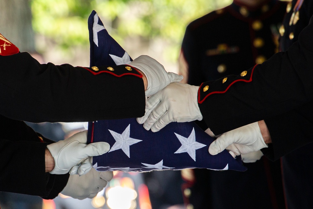 Staff Sgt. Daniel T. Hoover laid to rest at Arlington National Cemetery