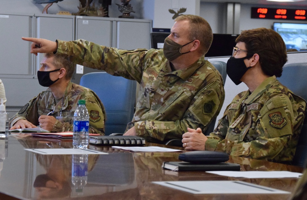 Senior military leadership watch as the final C-17 flights depart out of Afghanistan.