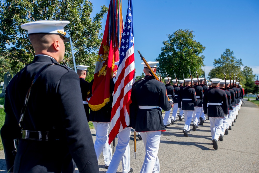 Marine Barracks Washington Pay their Last respects to Sgt. Nicole Gee