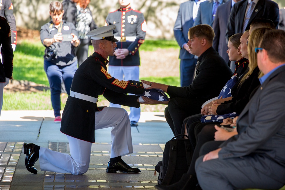Marine Barracks Washington Pay their Last respects to Sgt. Nicole Gee