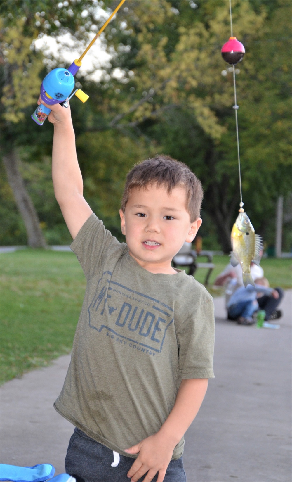 DVIDS - News - ACS Fatherhood program hooks dads, kids for fishing fun