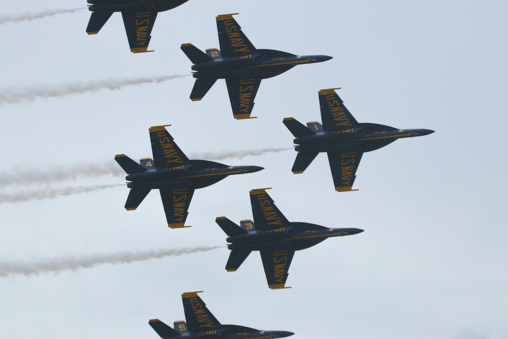 Pensacola Beach Blue Angels Air Show