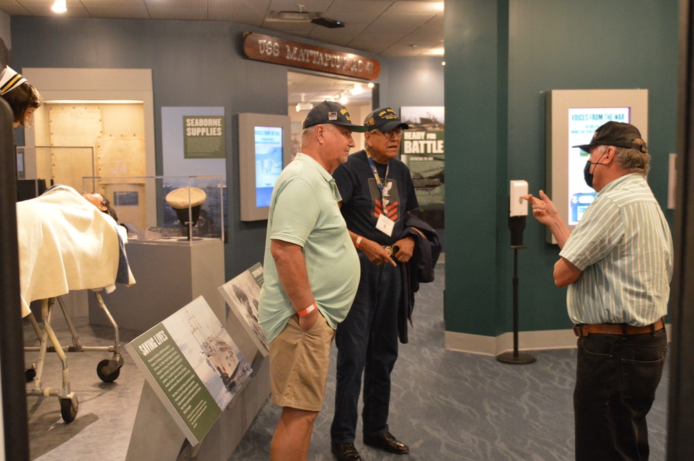 Naval Museum hosts veterans from USS Ranger (CV-61) reunion