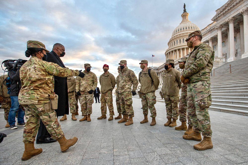 Secretary of Defense visits National Guard Soldiers