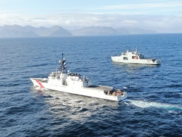 U.S. Coast Guard Kimball, Royal Canadian Navy crews conduct joint exercise near Dutch Harbor