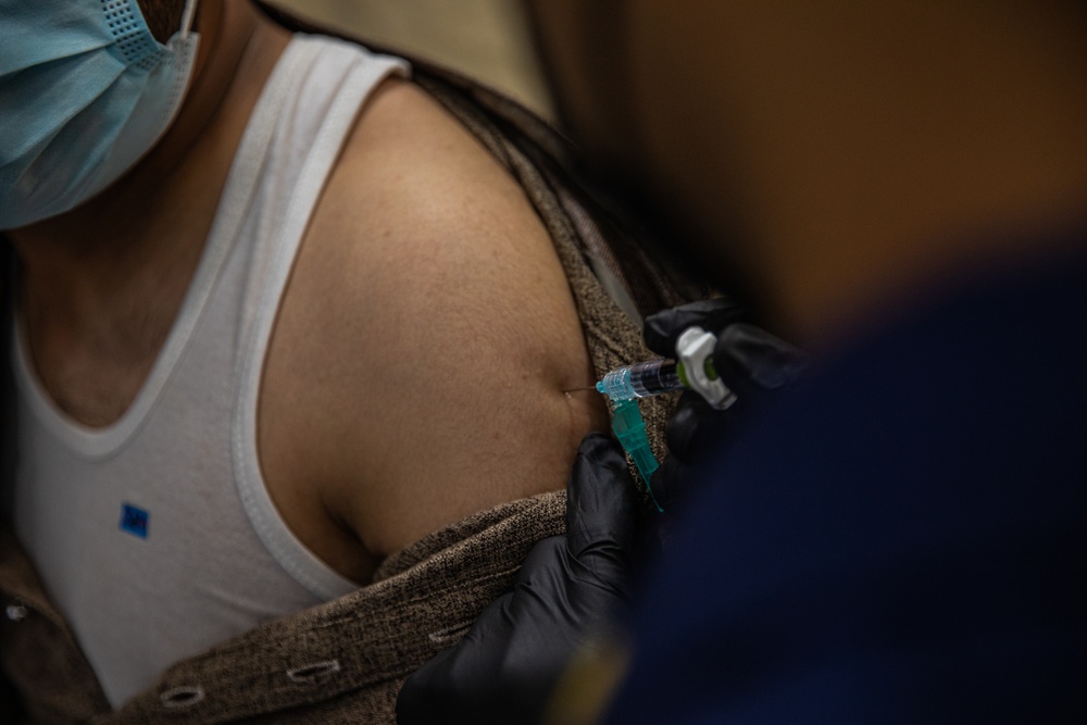 U.S. Public Health and Services Commissioned Corps work with Task Force Holloman