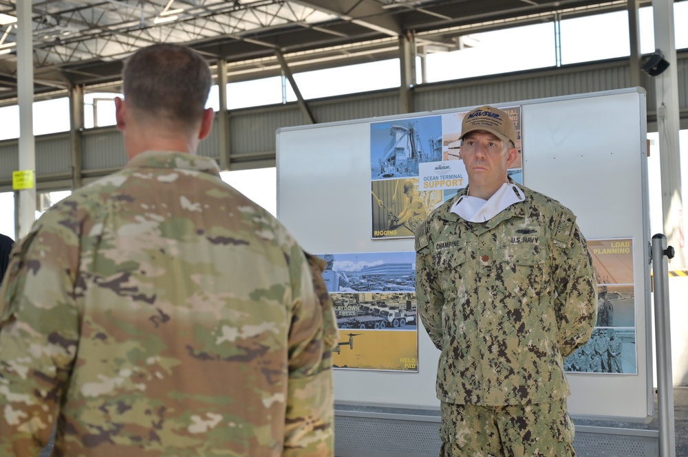 Commander, U.S. Army 25th ID Visit NAVSUP FLC Pearl Harbor's Ocean Terminal Division