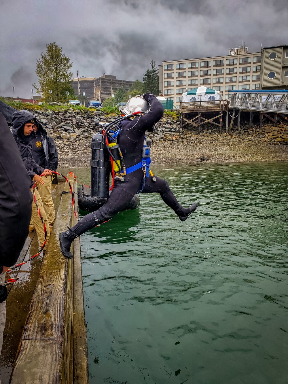 569th Engineer Dive Detachment in Juneau, Alaska