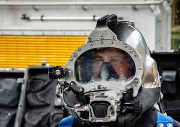 569th Engineer Dive Detachment in Juneau, Alaska