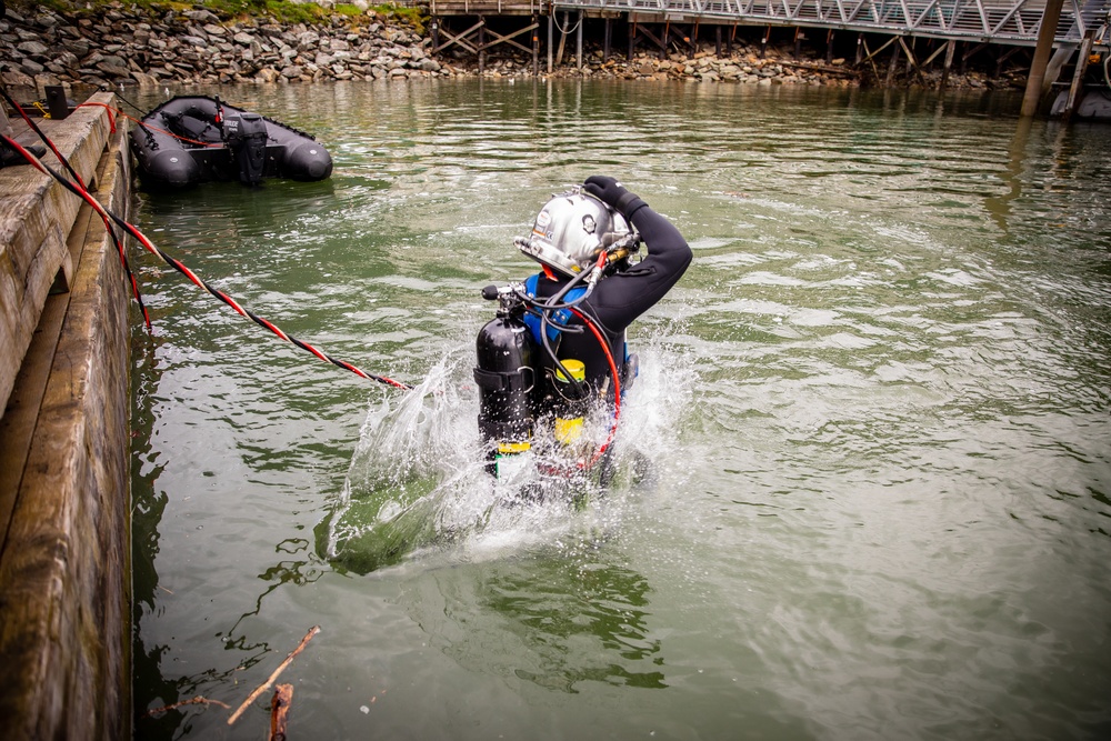 569th Engineer Dive Detachment in Juneau, Alaska