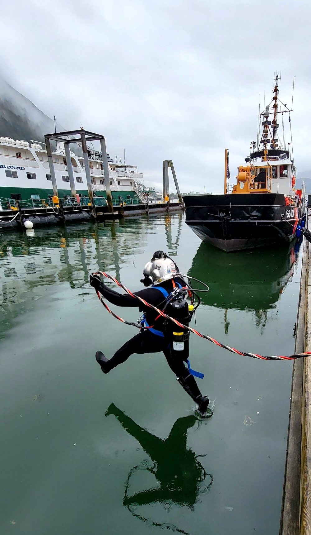 569th Engineer Dive Detachment in Juneau, Alaska