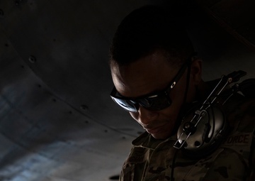 Engine run certification in the hush house