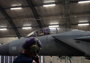 Engine run certification in the hush house