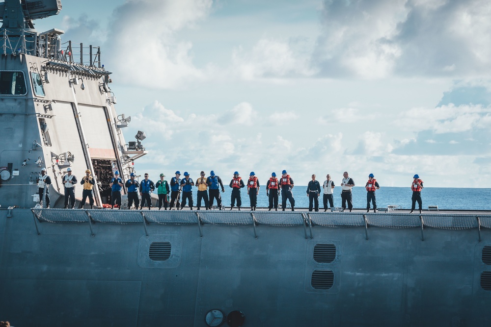 USS Charleston (LCS 18) sails with Royal New Zealand Navy ships HMNZS AOTEAROA (A11) and HMNZS TE KAHA (F77)