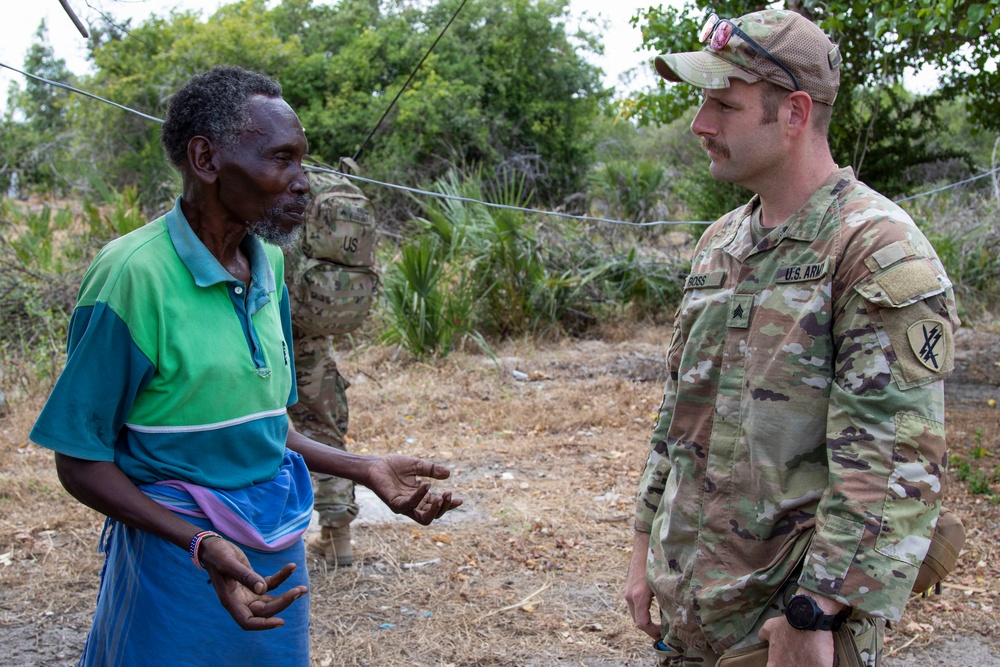 U.S. Army Soldiers visit Kenyan village elder