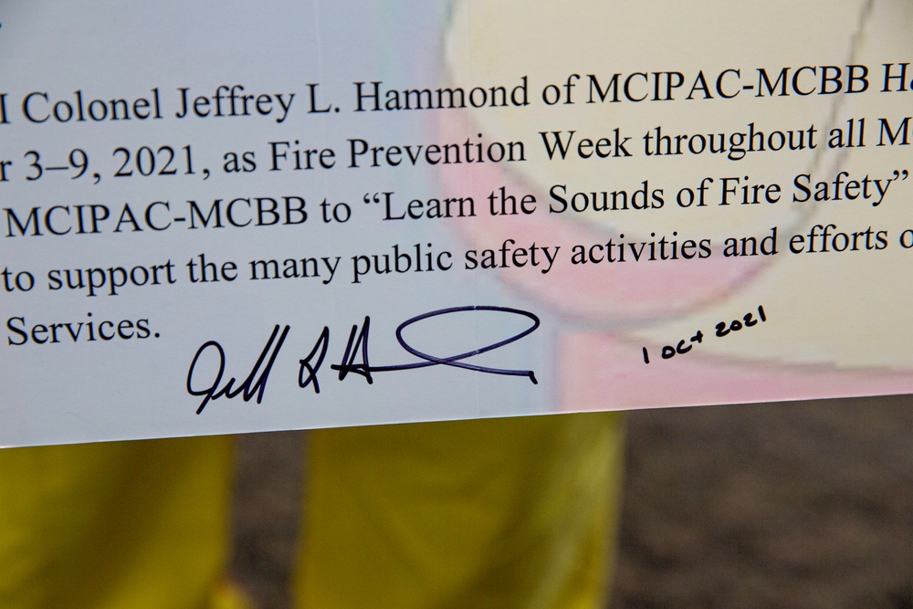 Headquarters and Support Battalion commanding officer signs 2021 Fire Prevention Week proclamation