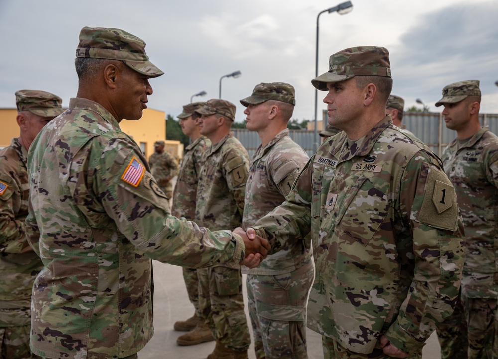 DVIDS - Images - FORSCOM Commander visits 2-34 Armored Regiment at DPTA ...