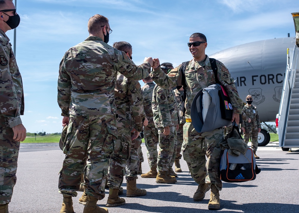 DVIDS - Images - 6th MXG returns from deployment [Image 11 of 18]