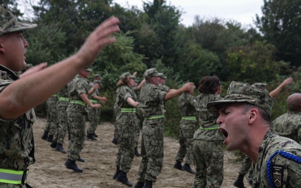 210923-N-XU135-0157 NEWPORT, R.I. (Sept. 23, 2021) OCS junior officer candidate push