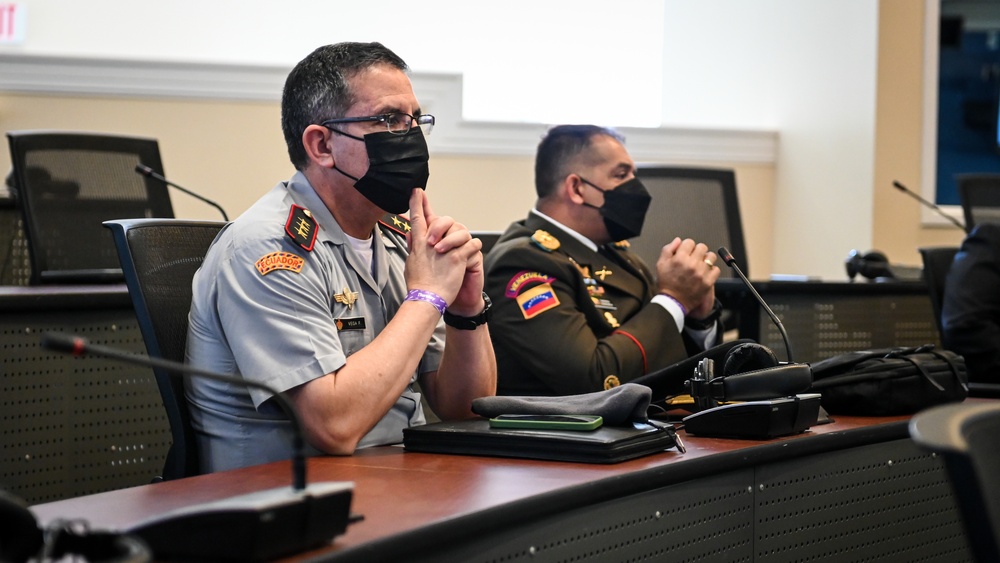 Class 61 Student Sponsor IADC Visit