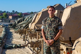 7th ESB Marine receives the Bulk Fuel Officer award