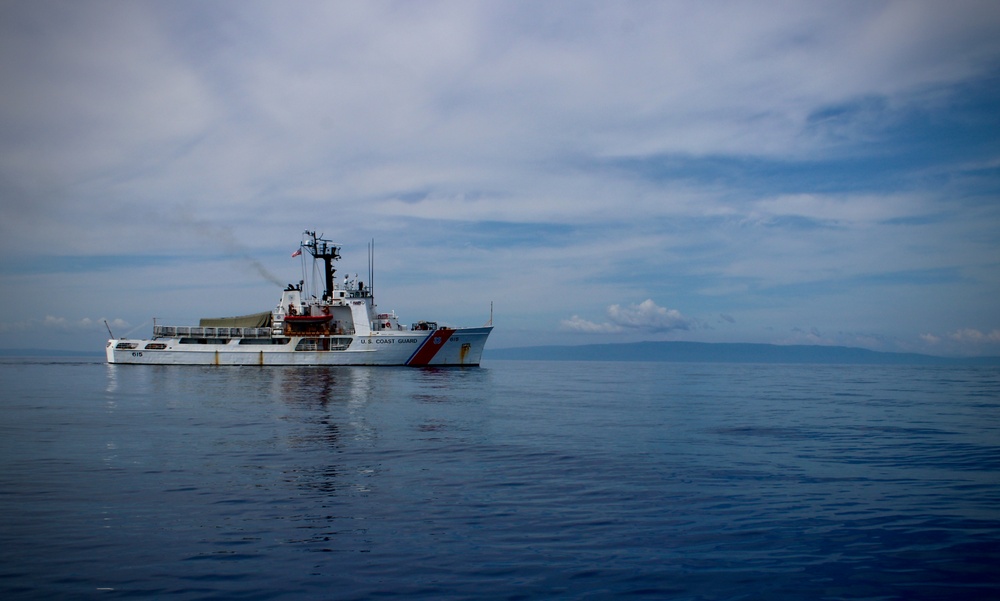 USCGC Reliance (WMEC 615) conducts Caribbean patrol