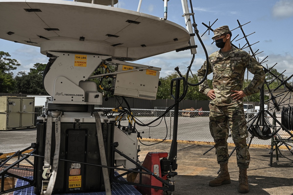 DVIDS - Images - 1st SOCS Airman exceeds Air Force standards every day ...