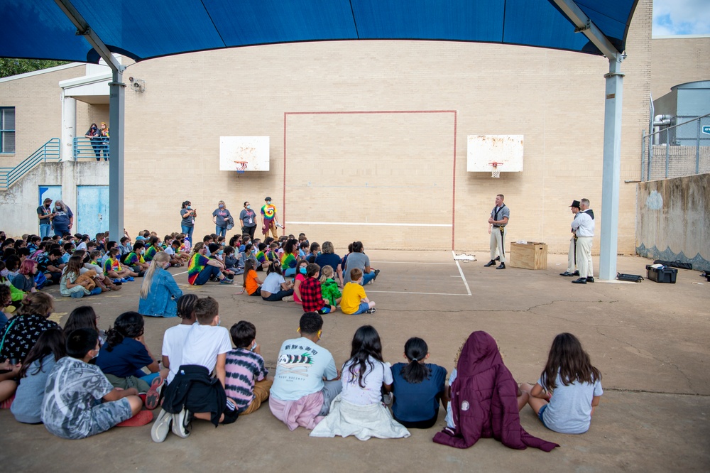 USS Constitution crew speak at elementary school