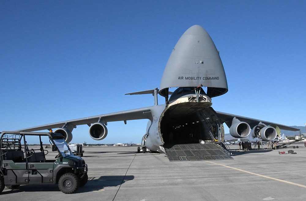 C-5 Galaxy Ground Trainer at JBPHH